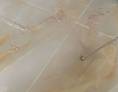 正定瓷砖空鼓维修公司分享粘合剂选择不当在瓷砖铺贴过程中可能导致以下问题